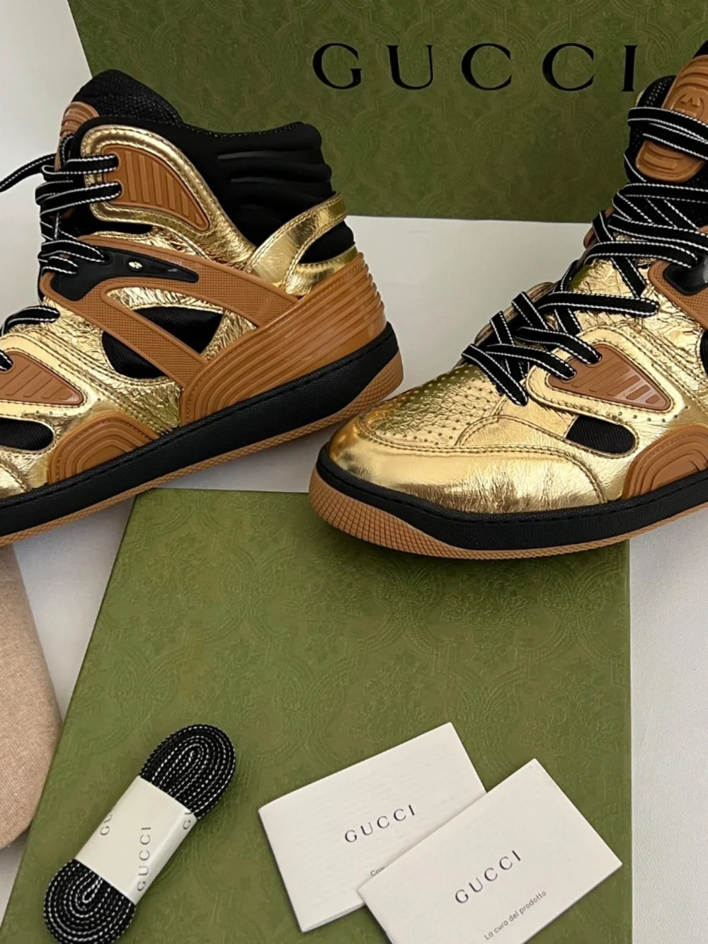 Gucci Men's Sneakers Basket Gold Black High Top Lace up Size 12 US 13 Runway New